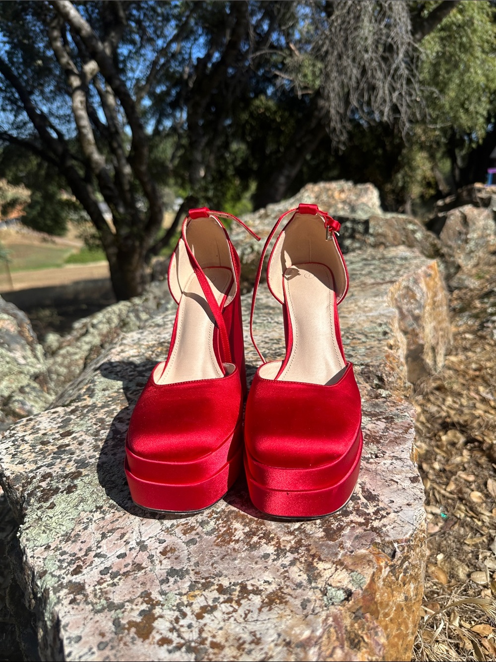 Red Platform Block Heel Mary Jane Pumps - Women's - Picture 2 of 2